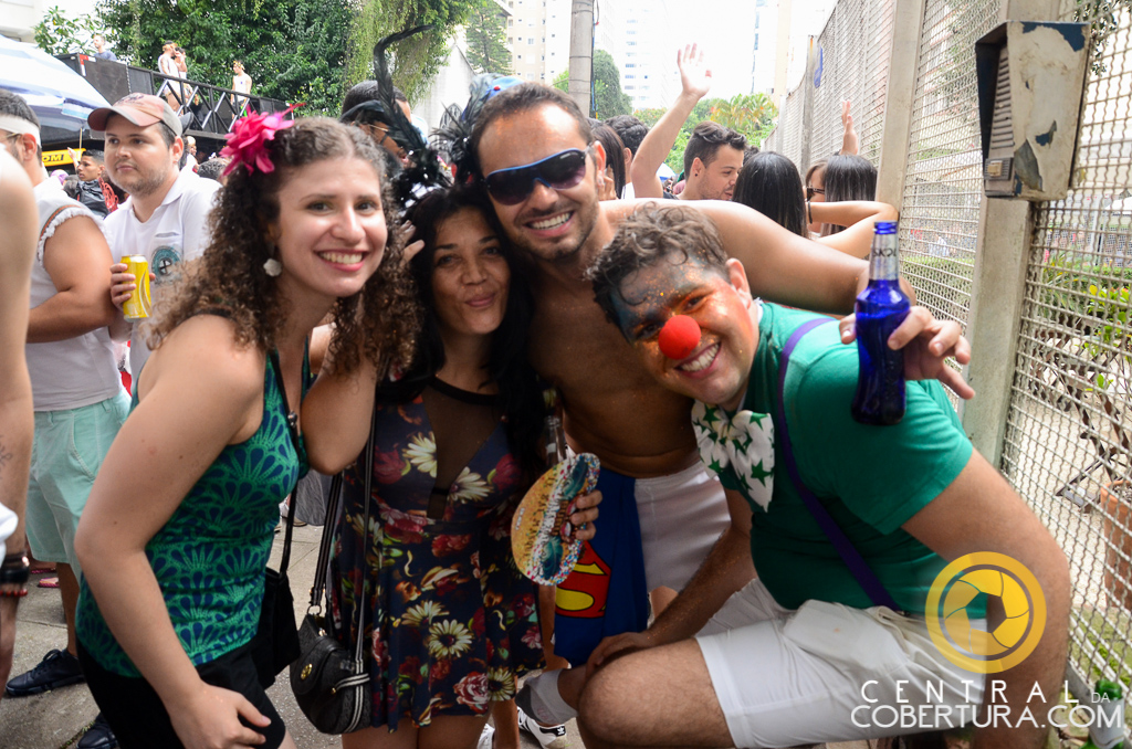 Bloco Agrada Gregos 2016
