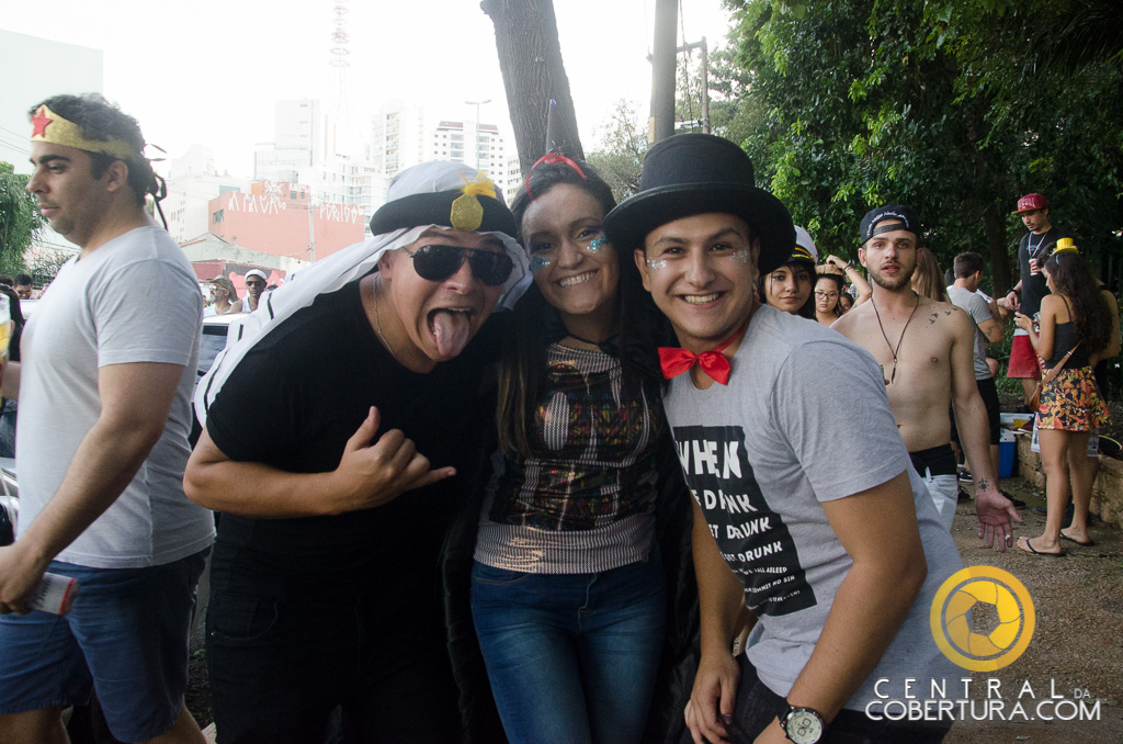 Bloco Agrada Gregos