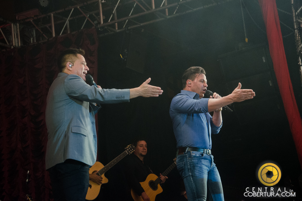 Show Leonardo e Eduardo Costa - Cabaré
