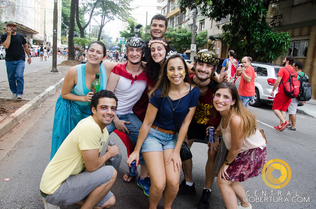 Bloco Agrada Gregos