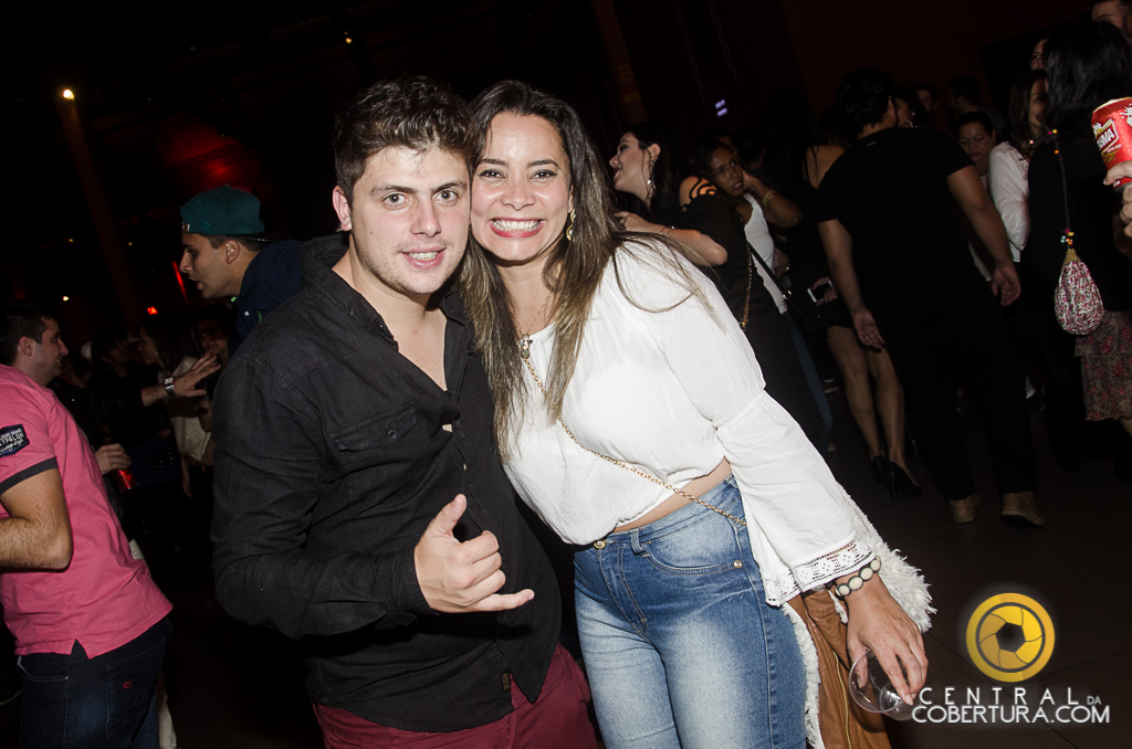 Festival sertanejo com Munhoz & Mariano e Paula Mattos
