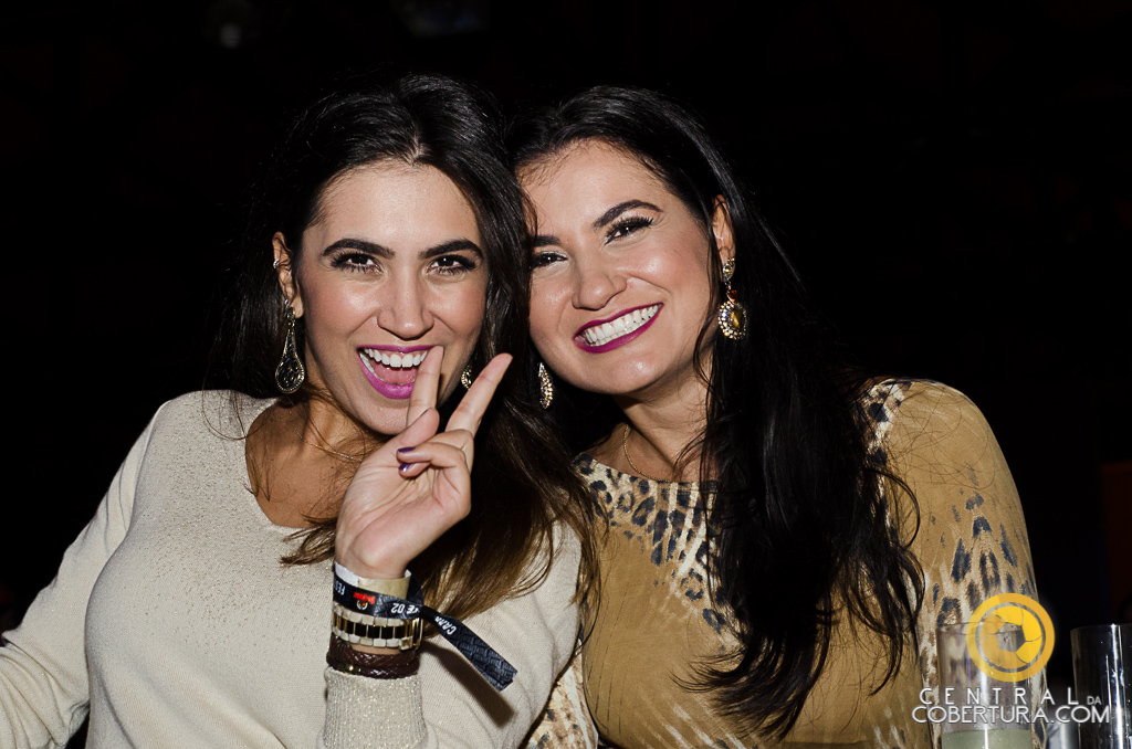 Festival sertanejo com Munhoz & Mariano e Paula Mattos