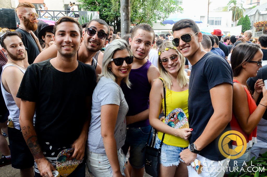 Bloco Agrada Gregos 2016