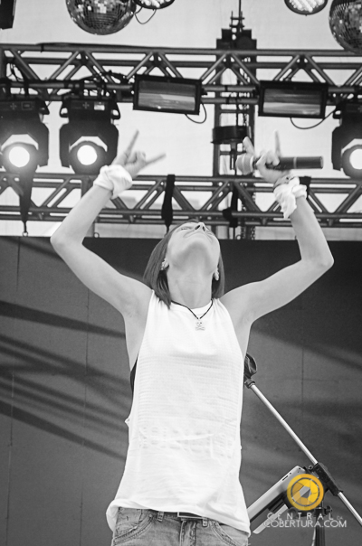 Show de Tamara Angel na Feira Cultural LGBT