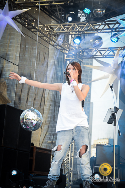 Show de Tamara Angel na Feira Cultural LGBT