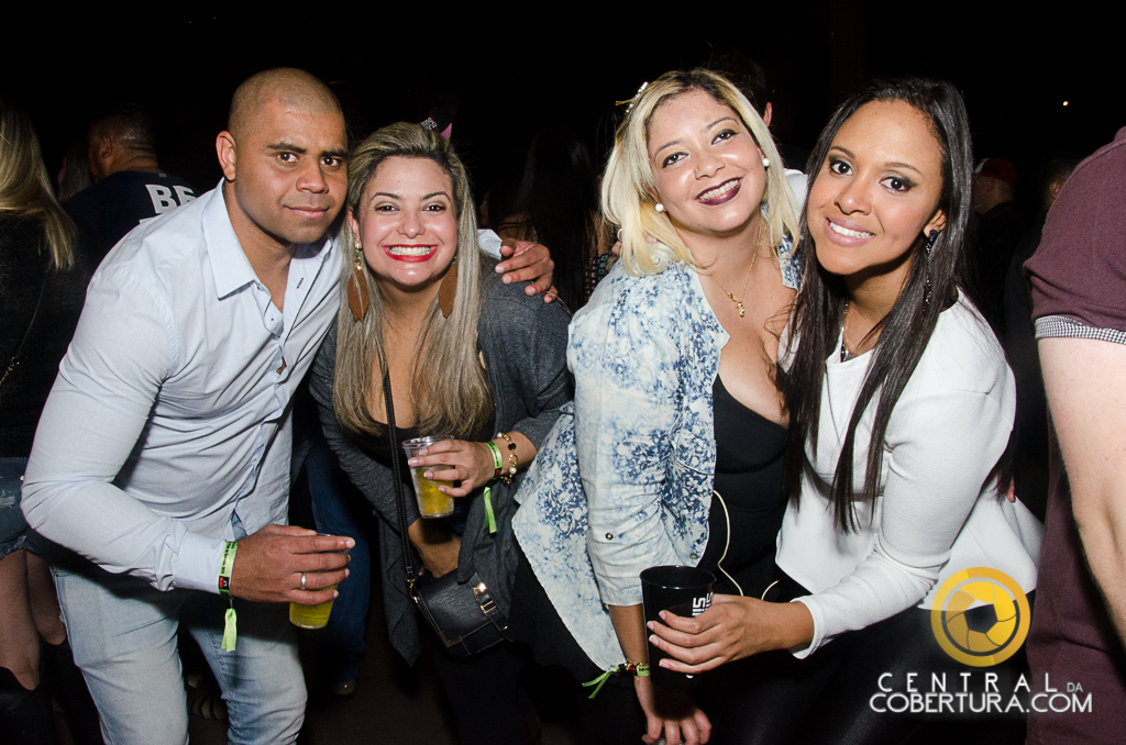 Lançamento da Festa do Peão de Barretos com Simone e Simaria