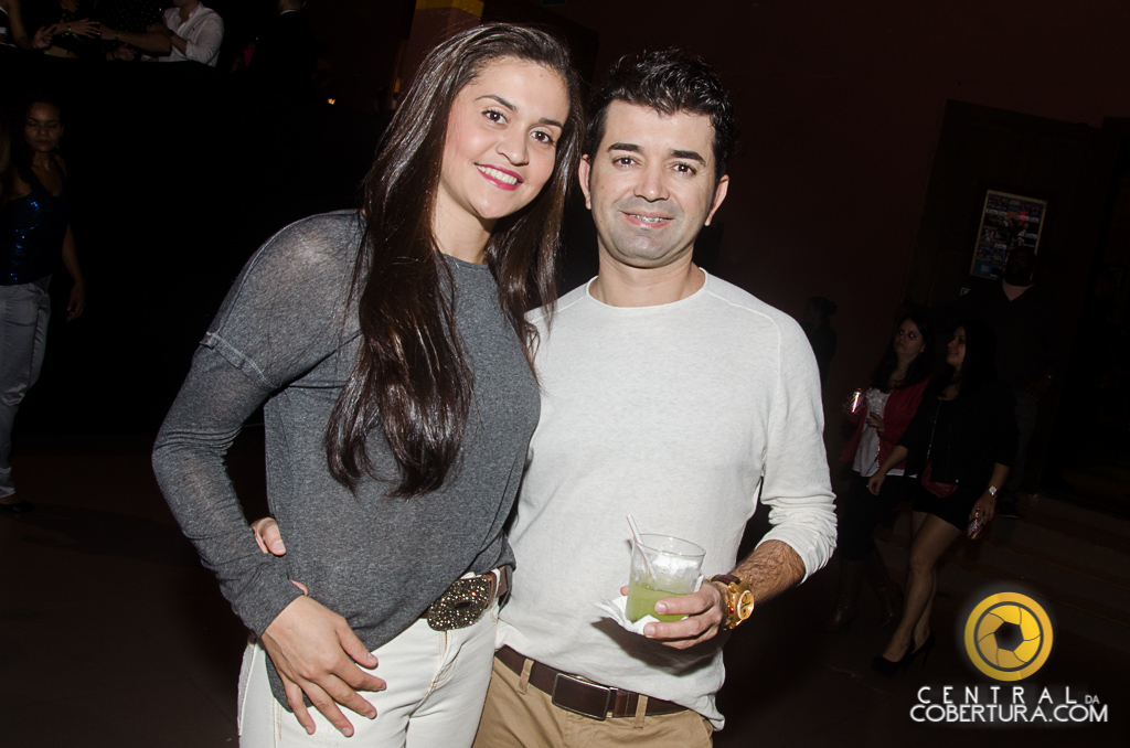 Festival sertanejo com Munhoz & Mariano e Paula Mattos
